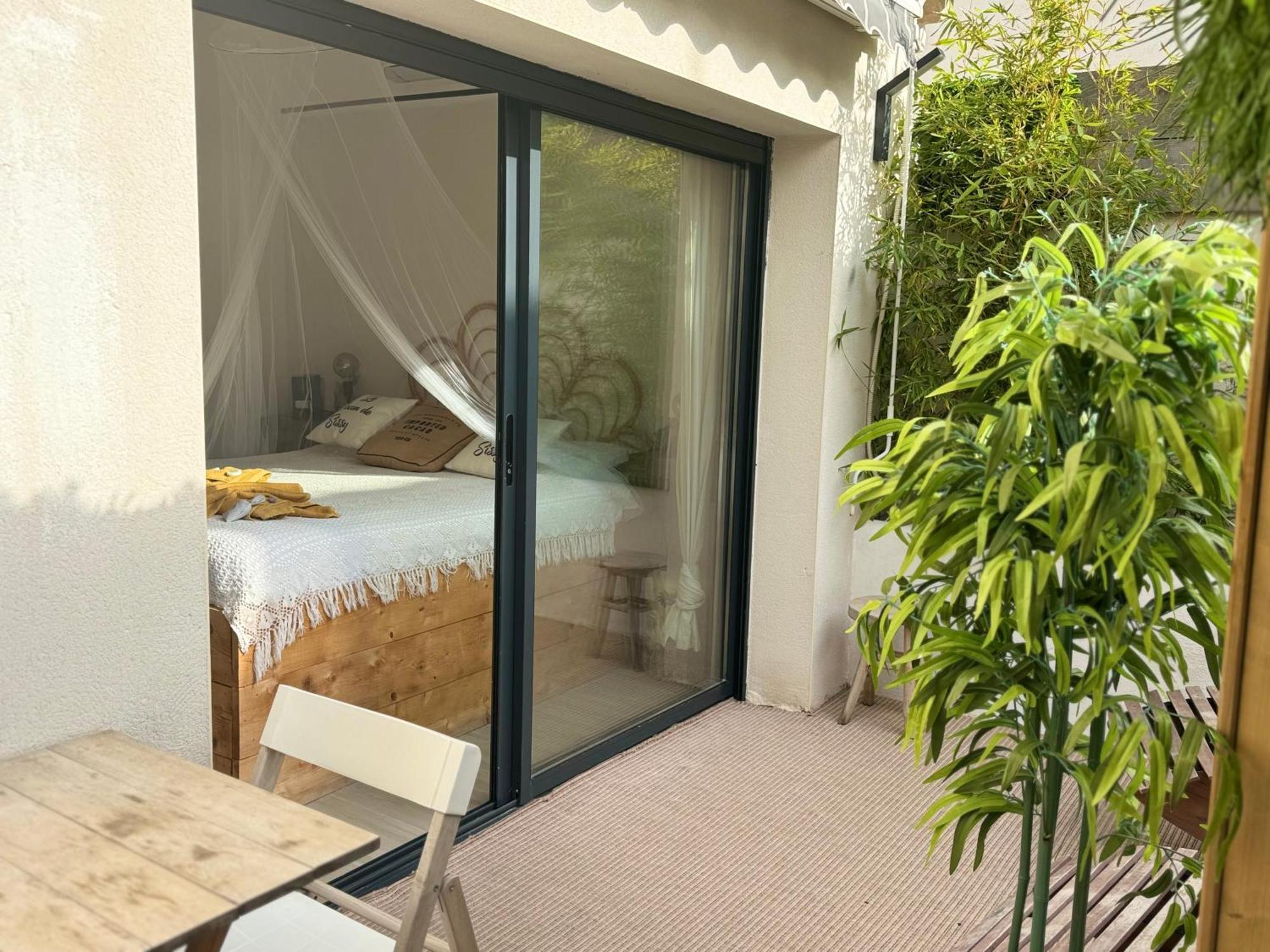 Le Cocon De Sissy Hotel Saintes-Maries-de-la-Mer Exterior foto